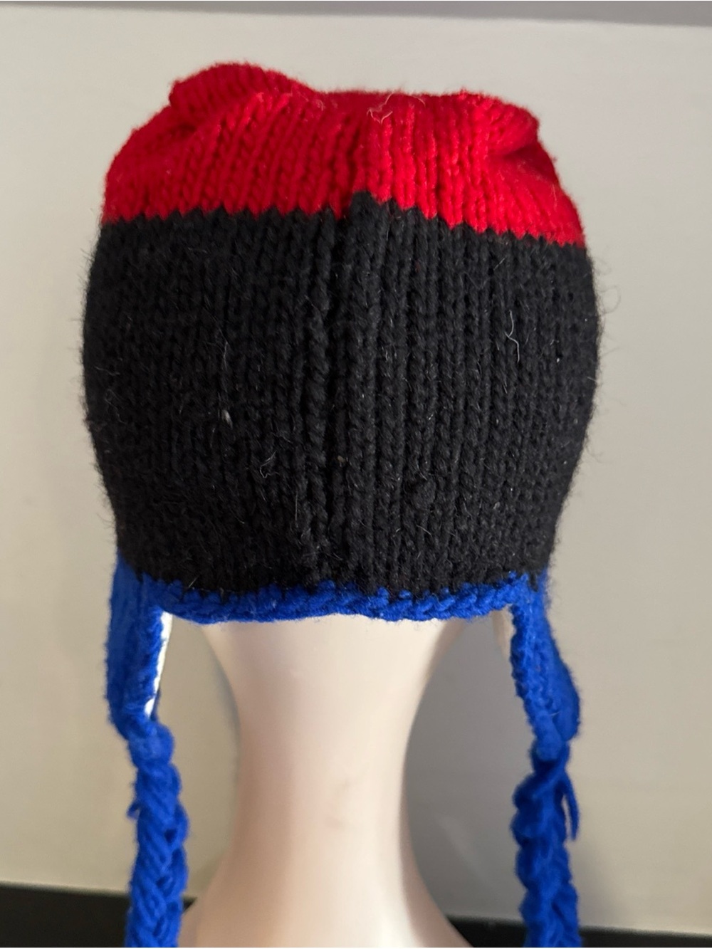 Wool hat - Picture 3 of 7